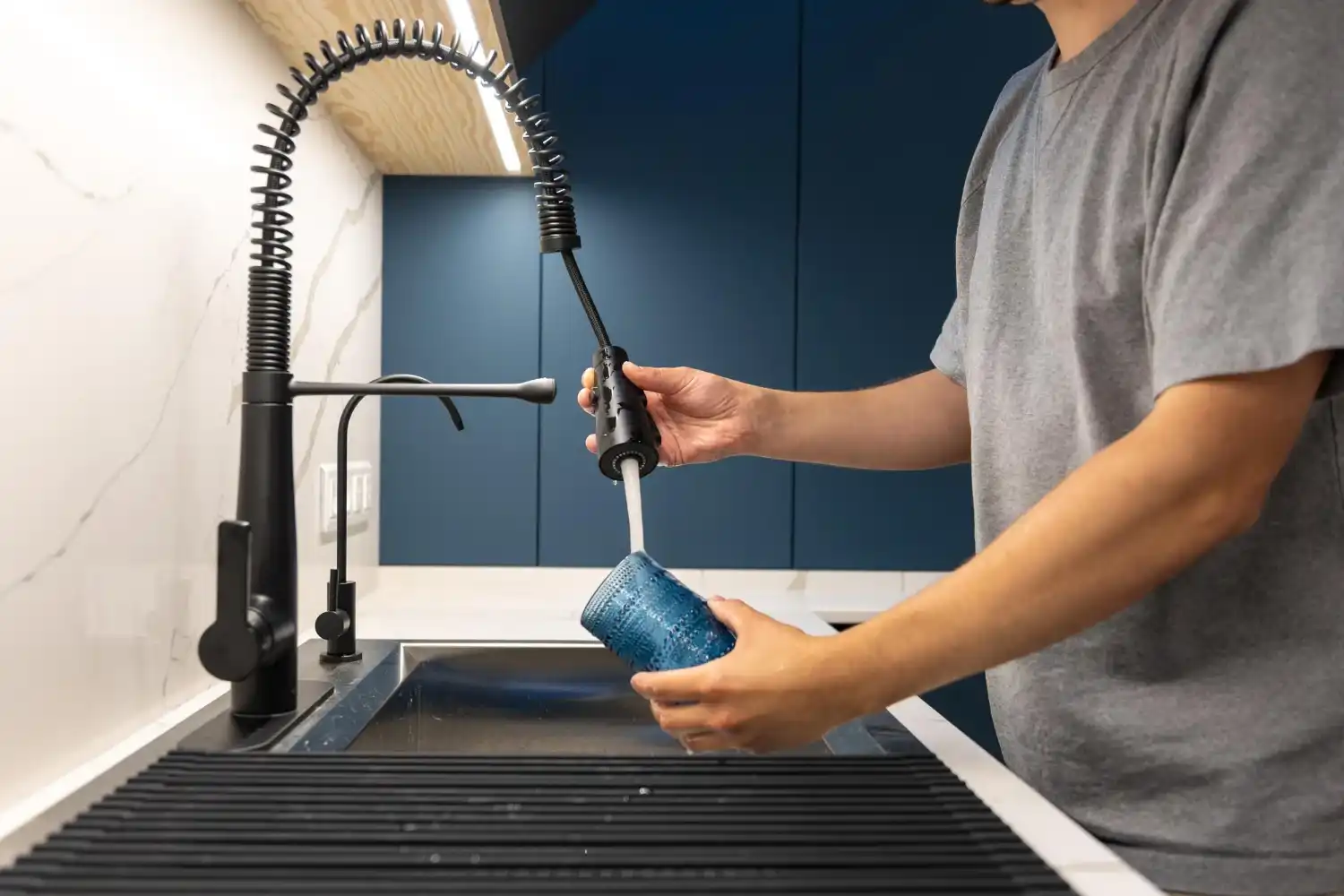 פתיחת סתימות בלחץ מים גבוה