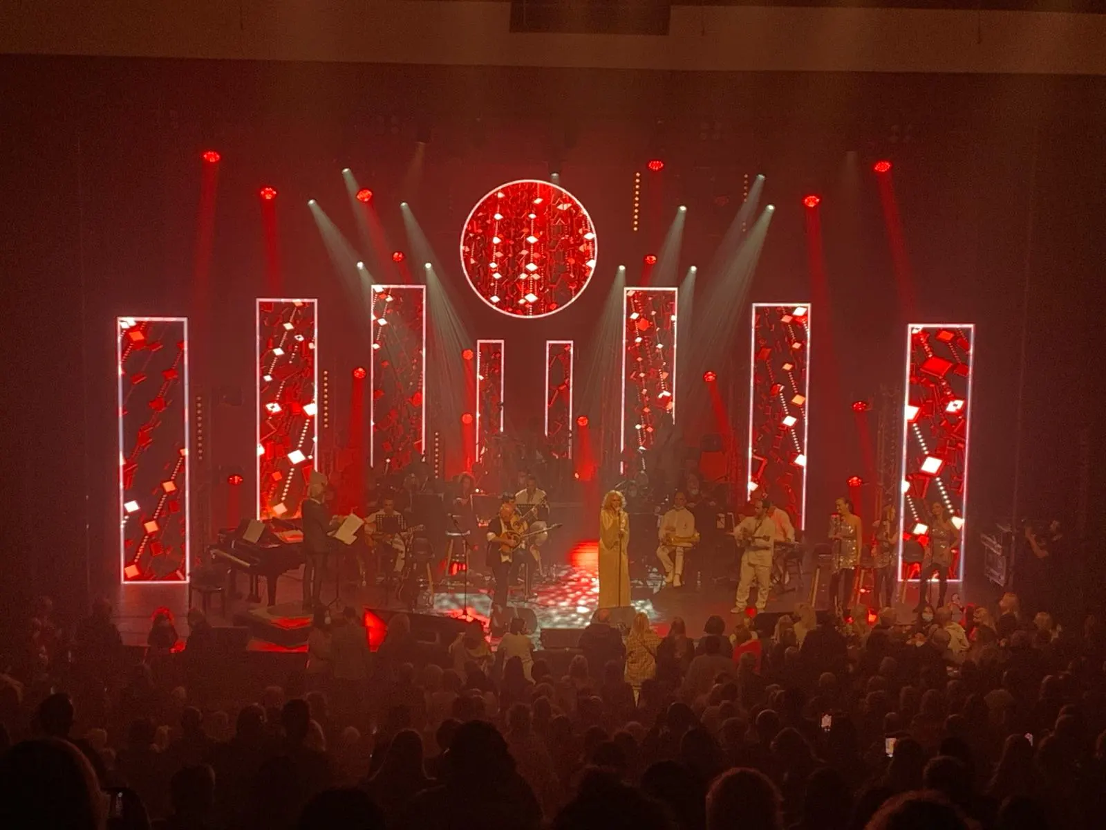 השכרת מסכי לד לאירועים, כנסים והופעות