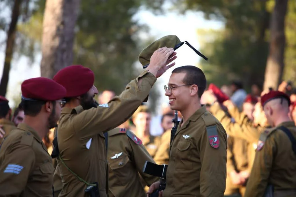 אופציות לתורמות כגון "אמץ חייל"