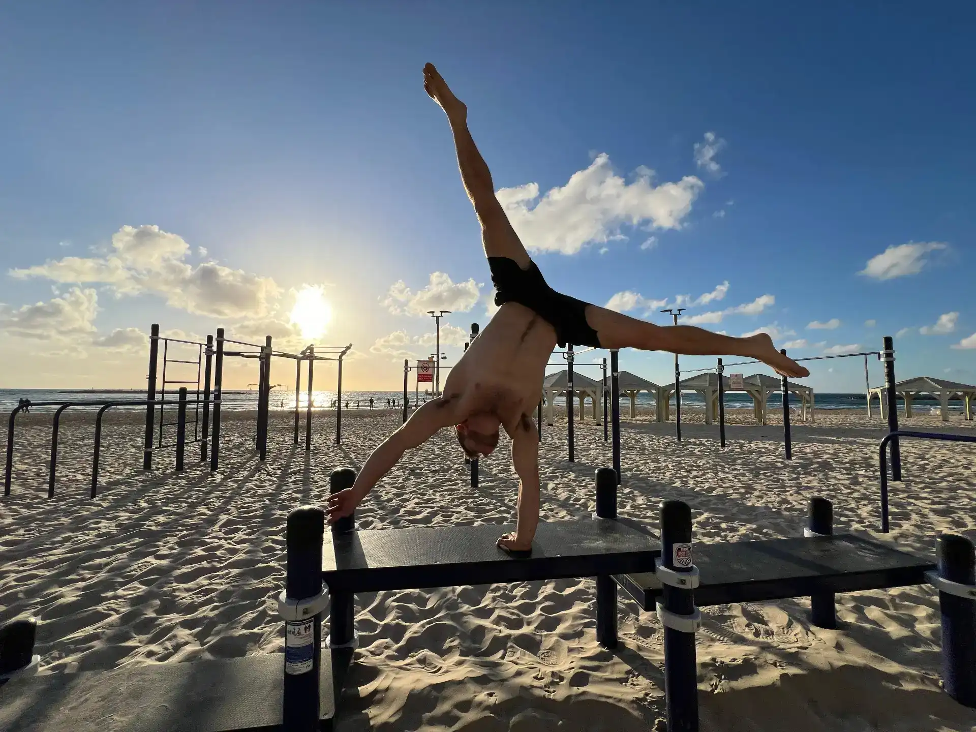 טבעות, גמישות ותנועה – הדרך לחופש פיזי אמיתי