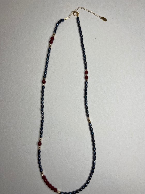 TUNA NECKLACE 