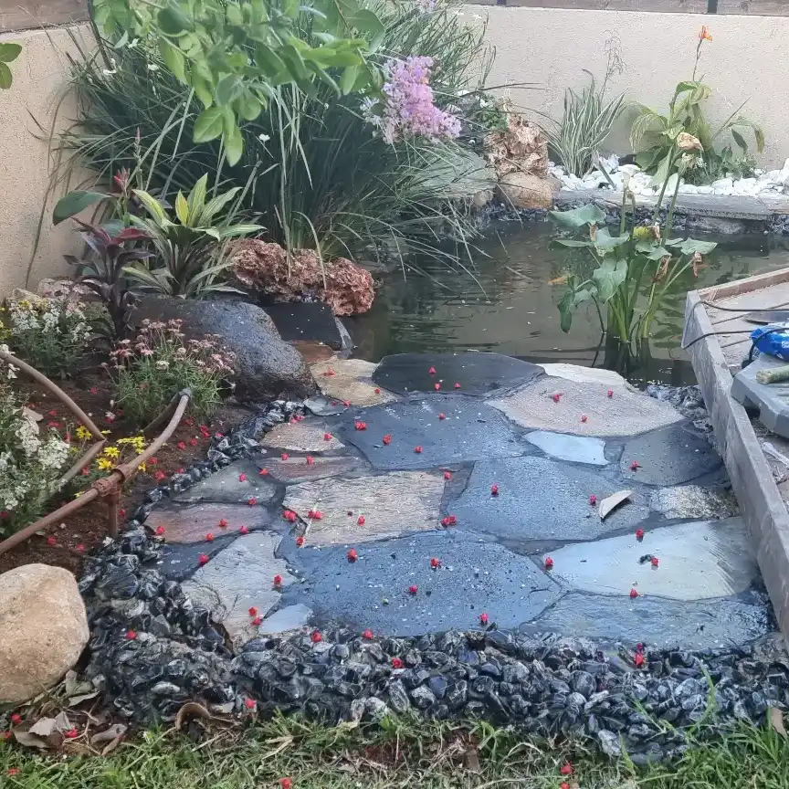 עבודות אבן טבעית- טרסות וריצוף חוץ