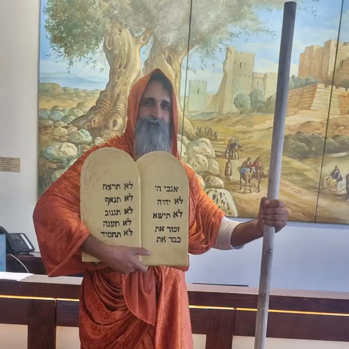 דמויות שטח (משה רבנו, איש העכביש ועוד)