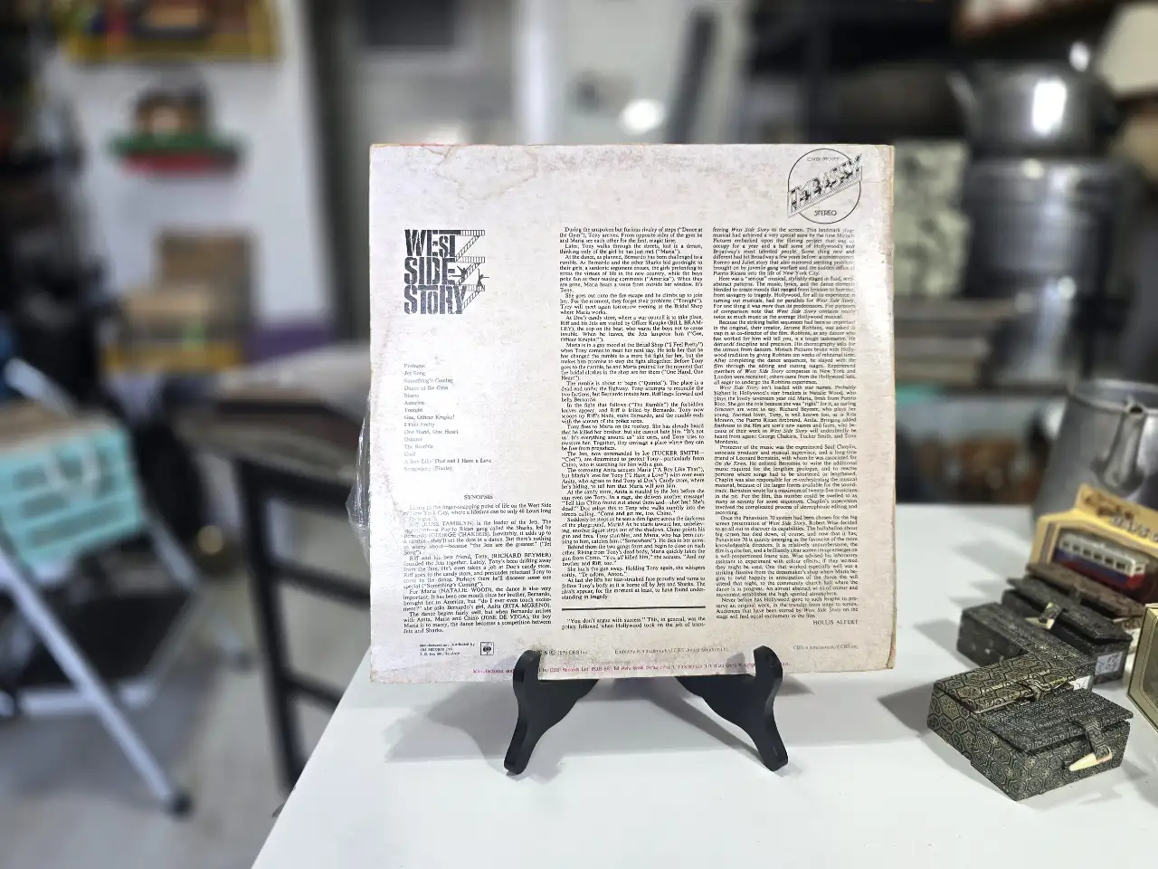 פסקול הסרט המוזיקלי "סיפור הפרברים" משנת 1961 קלאסיקה הוליוודית בהדפסה ישראלית מקורית מושלם לאספנים ולחובבי מחזות זמר התקליט במצב מעולה וממתין לאספן הבא