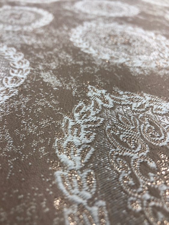 ז׳קארד דגם יהלום צבע חום