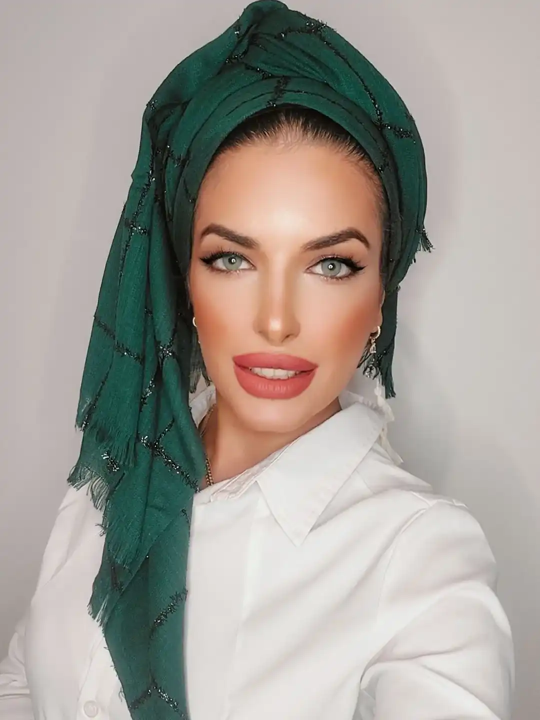 מטפחות שיראל 