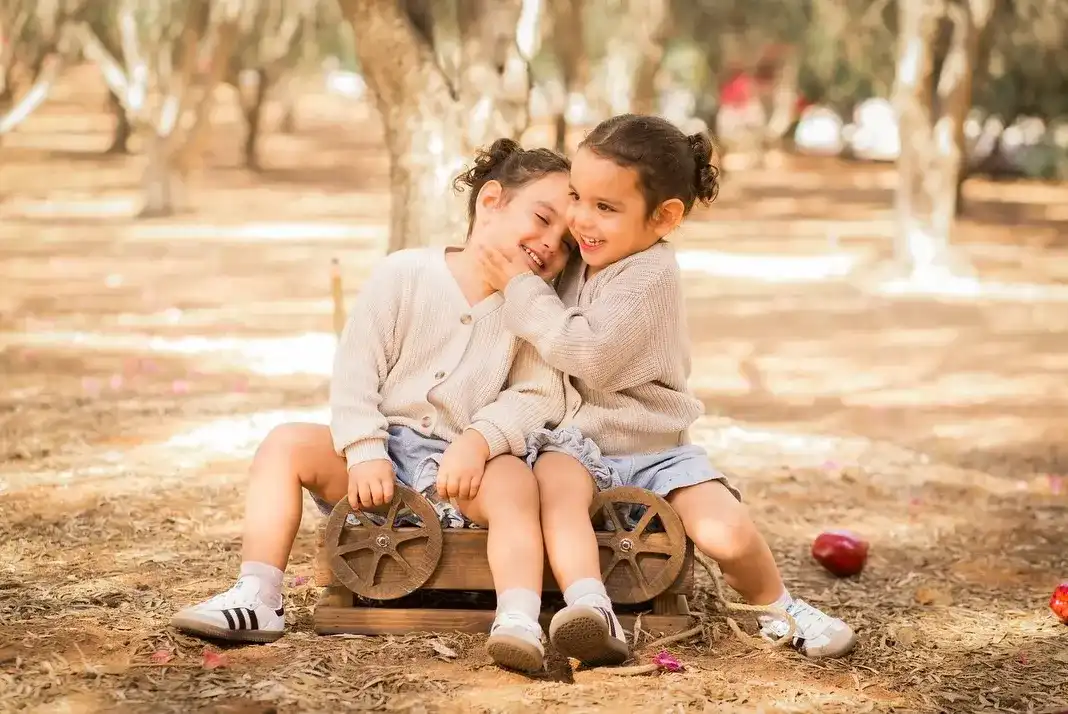 איך לבחור צלם לצילומי משפחה בטבע?