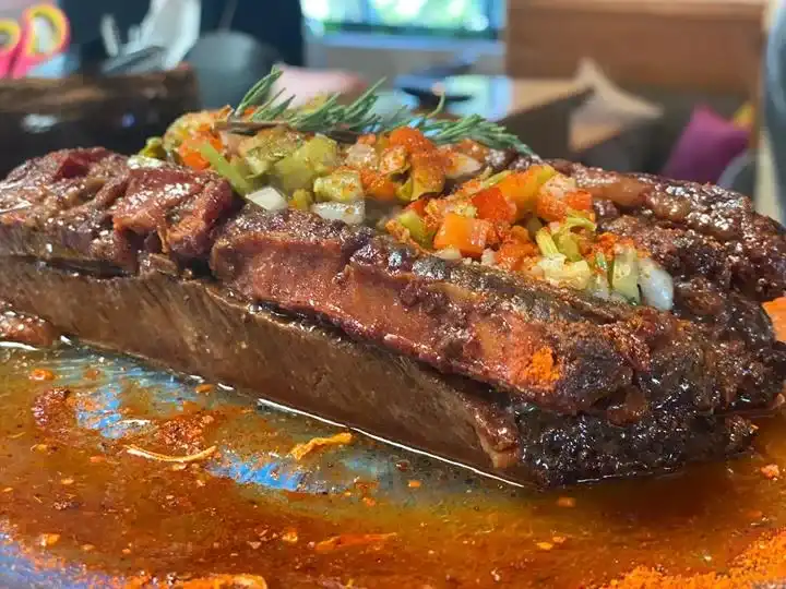 בשרים מעושנים