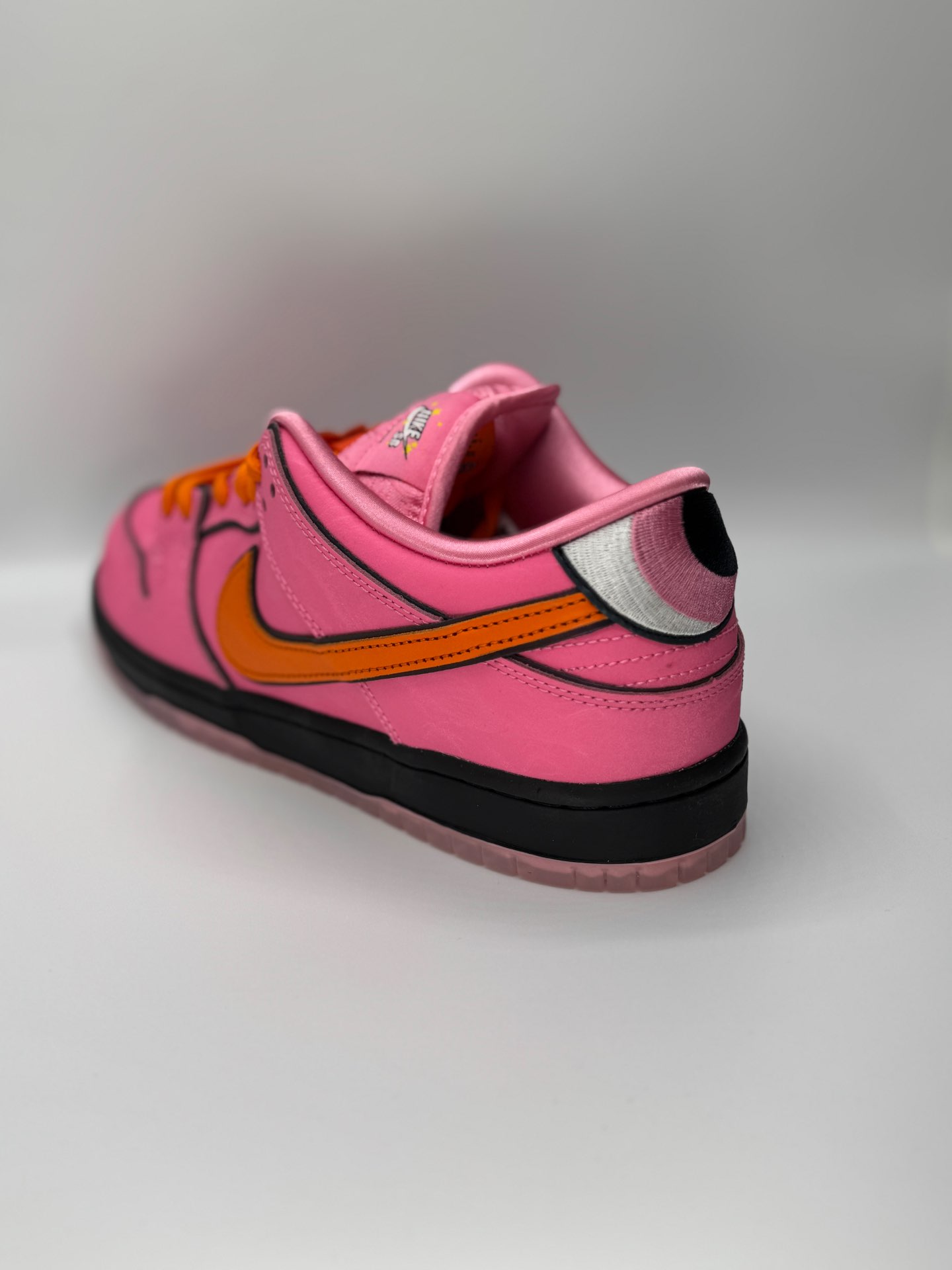 ״‏Nike SB Dunk Low  “The Powerpuff Girls Blossom