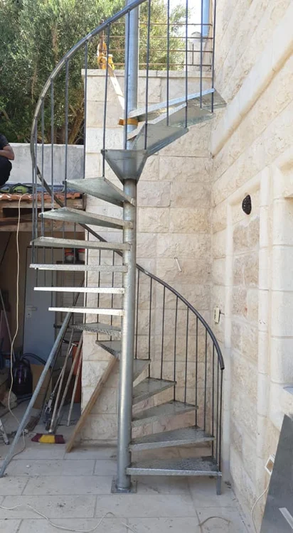 בניית מדרגות