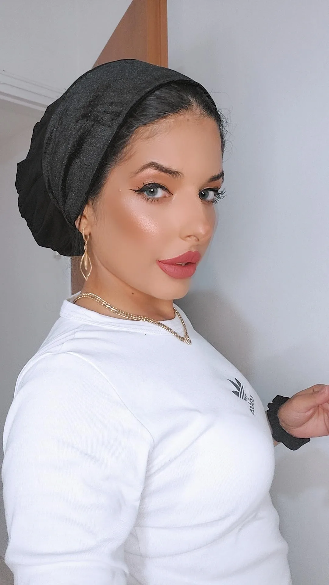 בובו נמוך עם גומיה 