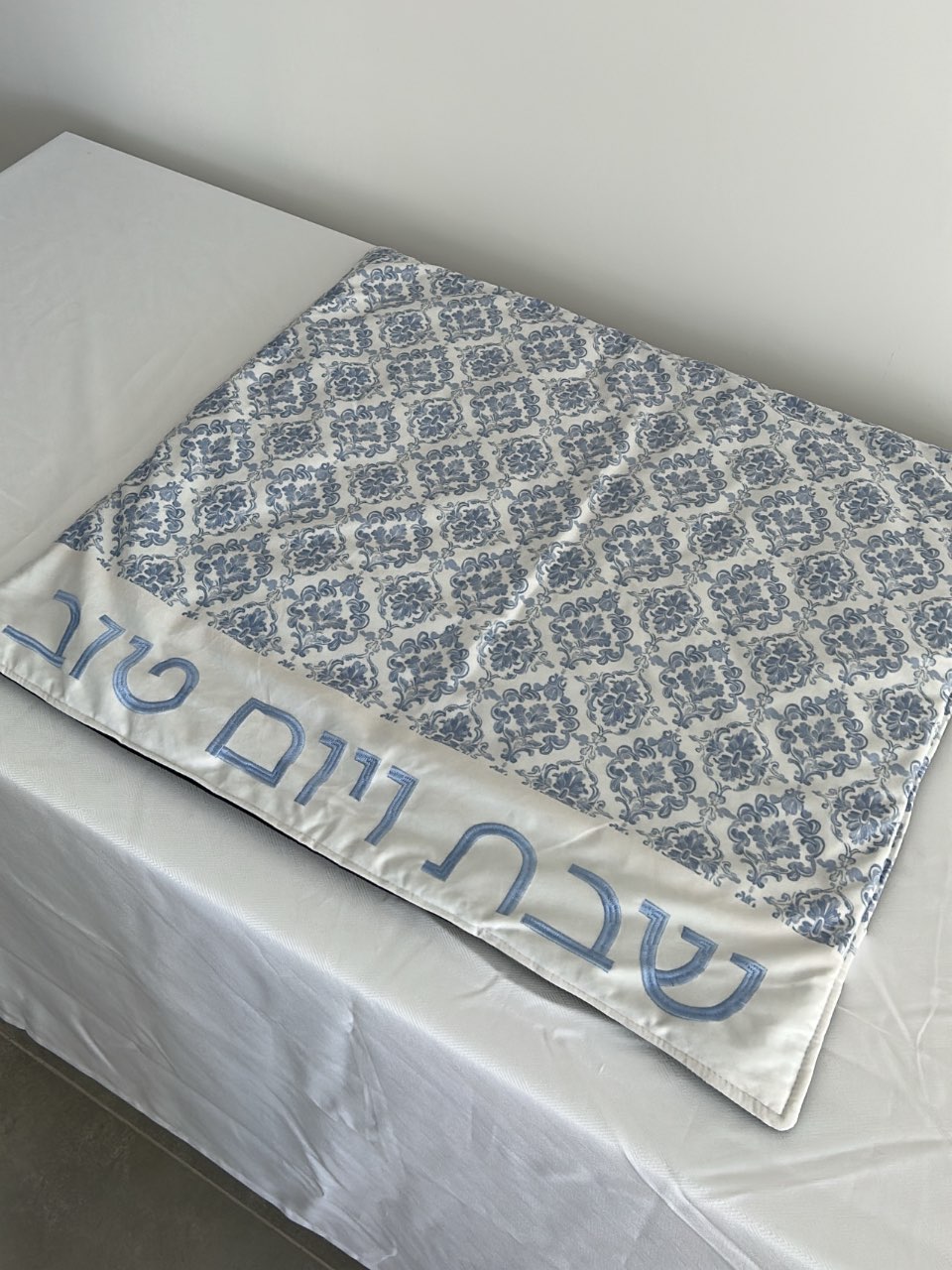 מבצע!!-כיסוי חלה ופלטה תכלת