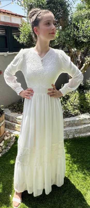 שמלת בת מצווה דגם אביה