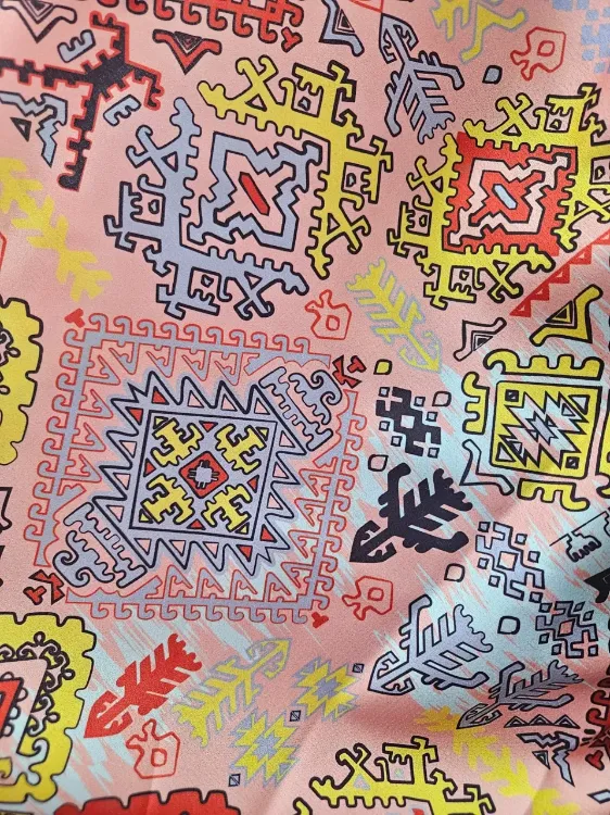 סטן לייקרה מודפס חדש