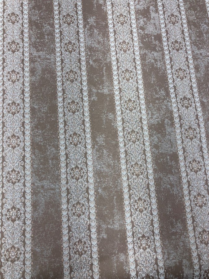 ז׳קארד דגם פסי עיטור צבע חום