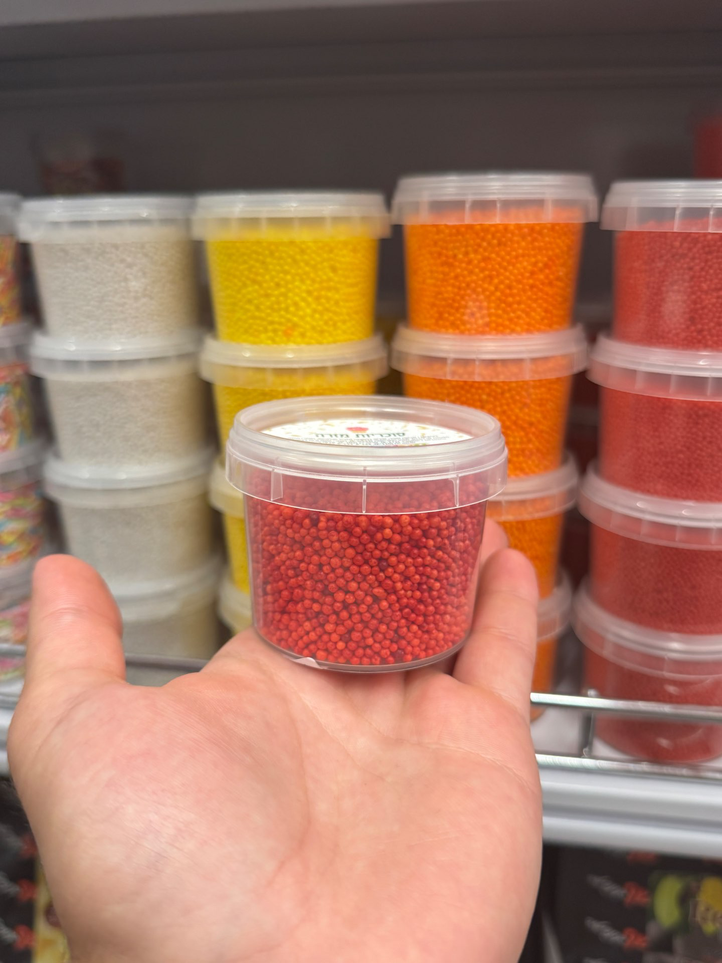 סוכריות אדומות מזרה 95 גרם