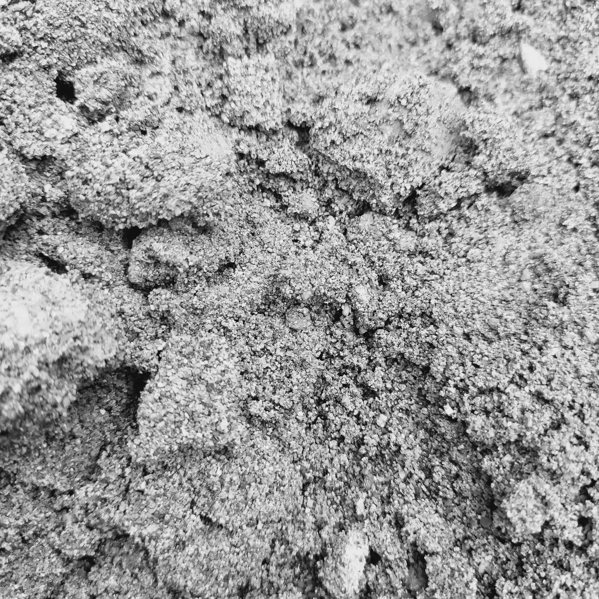 בנטונייט איכותי לקידוח – יבוא ושיווק ללקוחות תעשייתיים