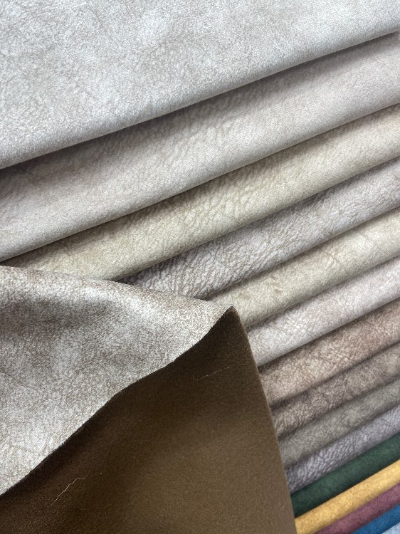 קטיפה שבורה דוחה כתמים