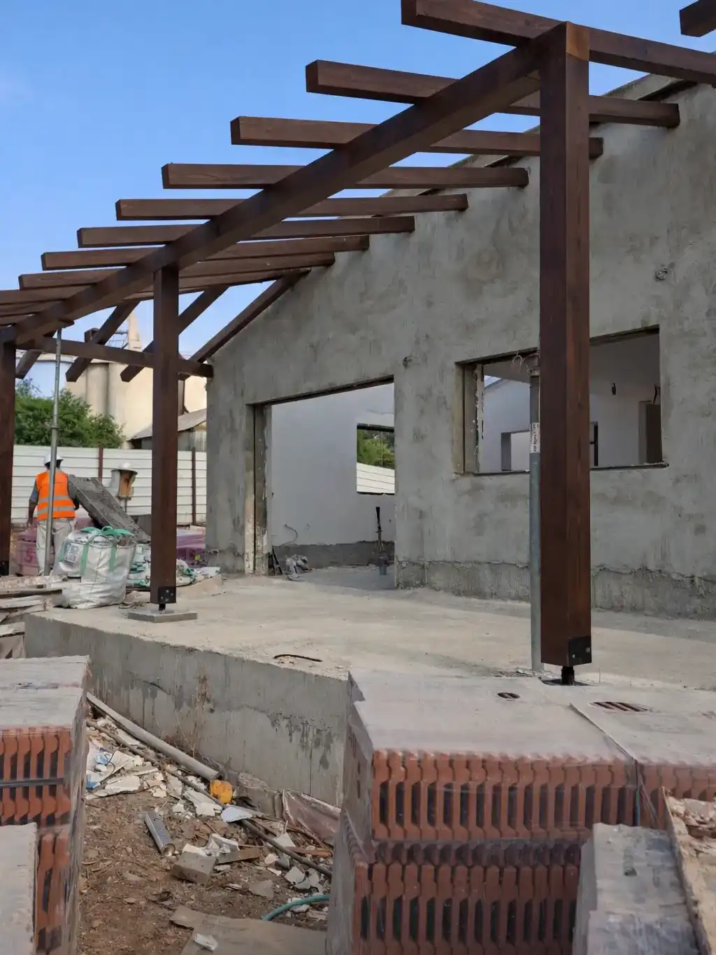 פרגולה מעץ מלא - החל מ450₪ למ״ר