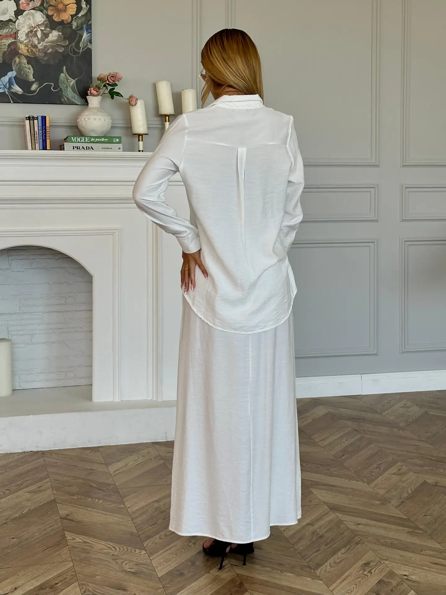 חליפת ליאל לבנה