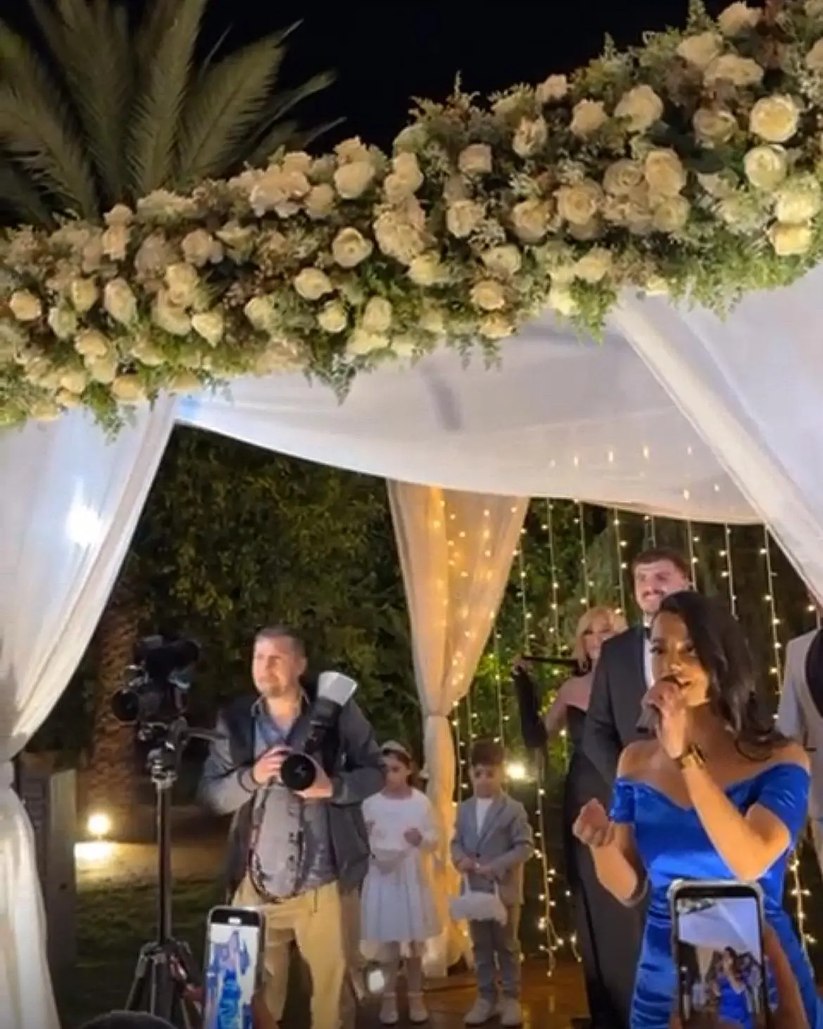 זמרת מבצעת לאירועים 