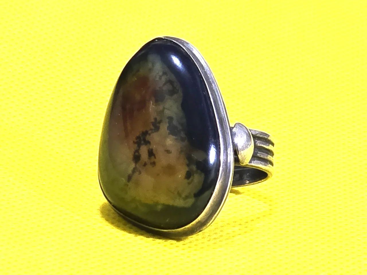 טבעת כסף מרהיבה גדולה איכותית ובעלת נוכחות סטרלינג 925 חתום