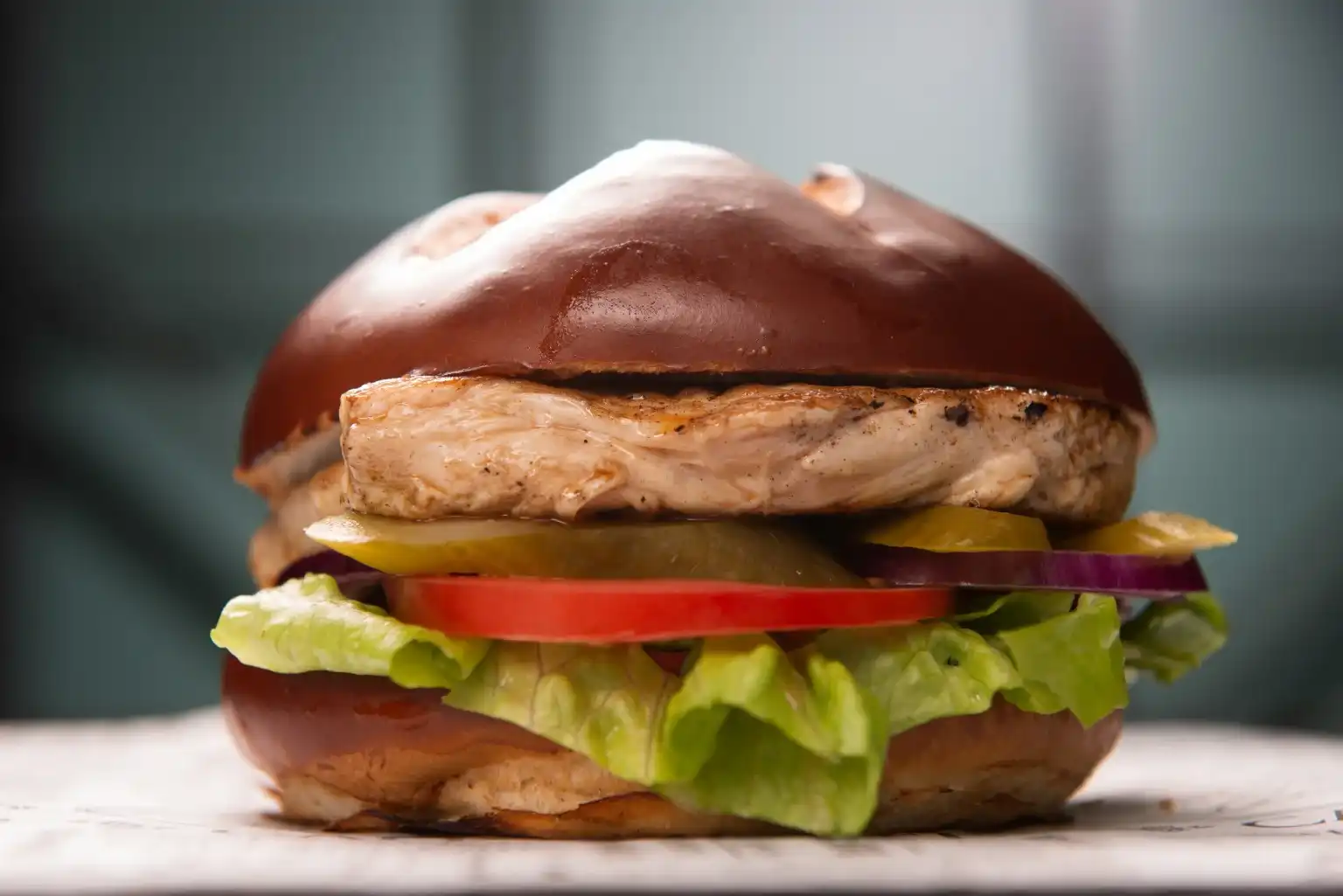 צ'יקן בורגר