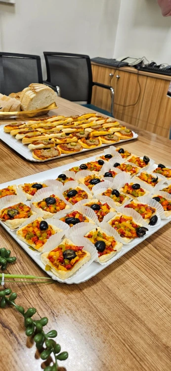 מגשי אירוח יוקרתיים