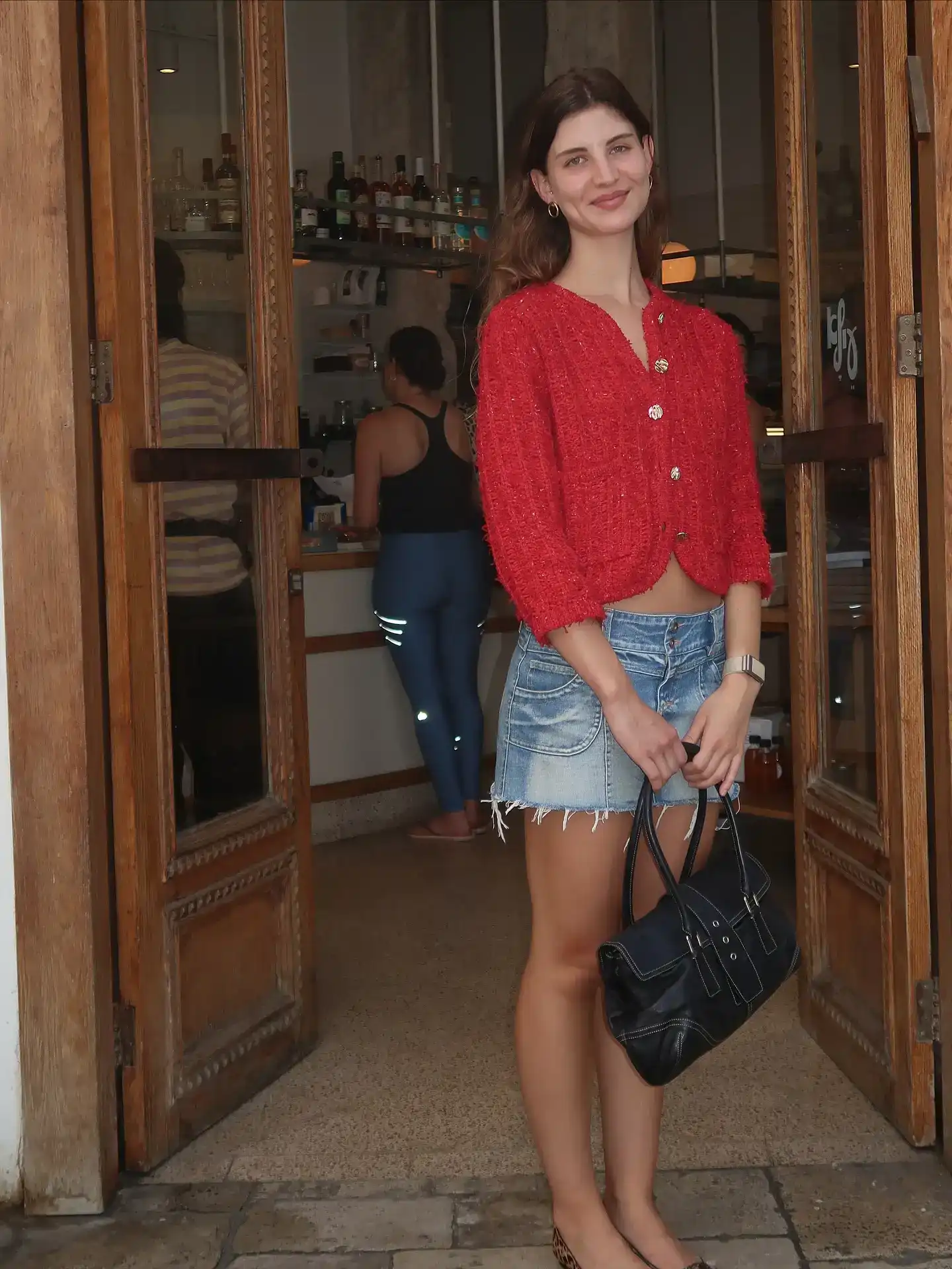 חולצות וטופים