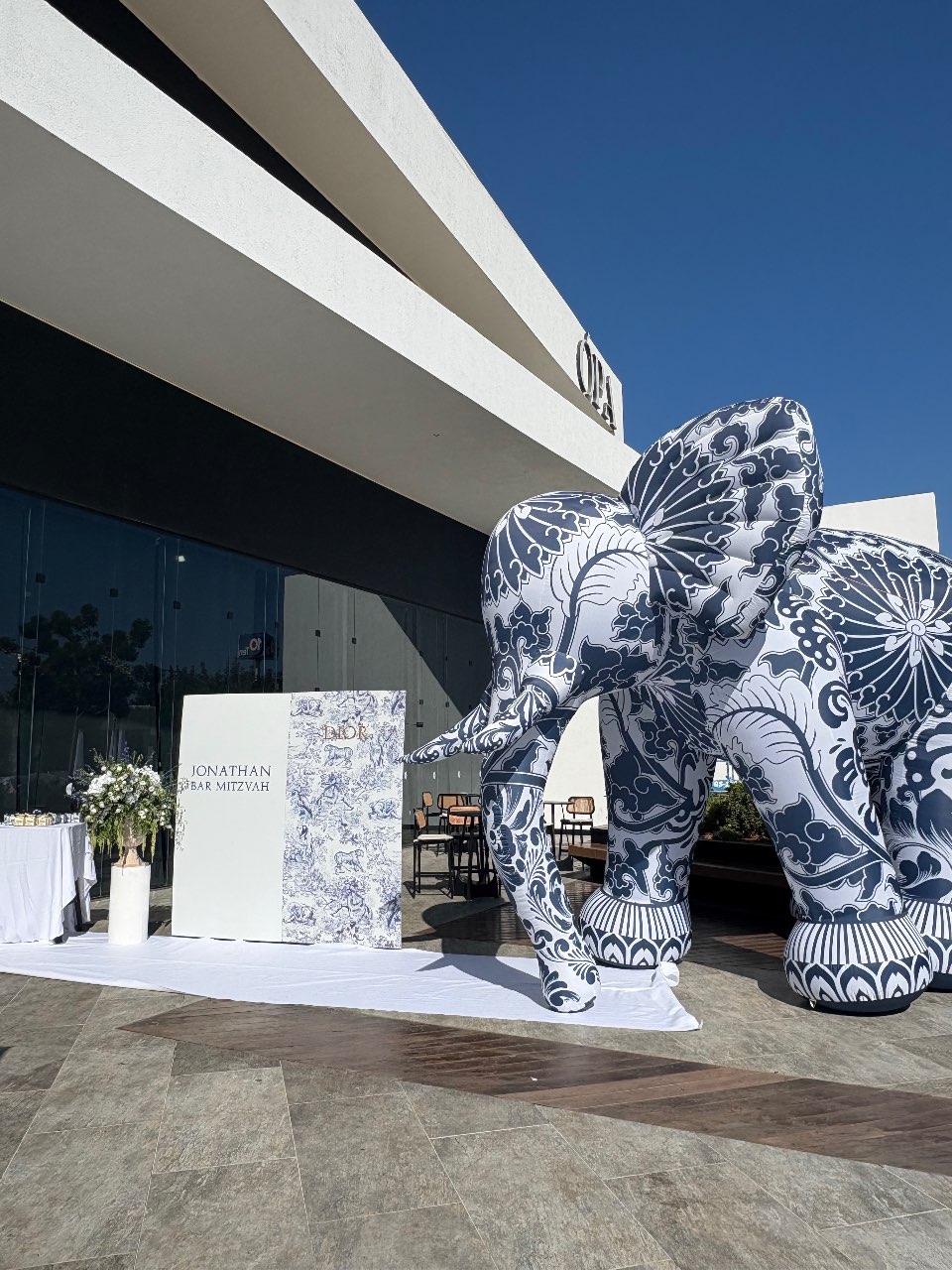 קיר צילום בסגנון יווני