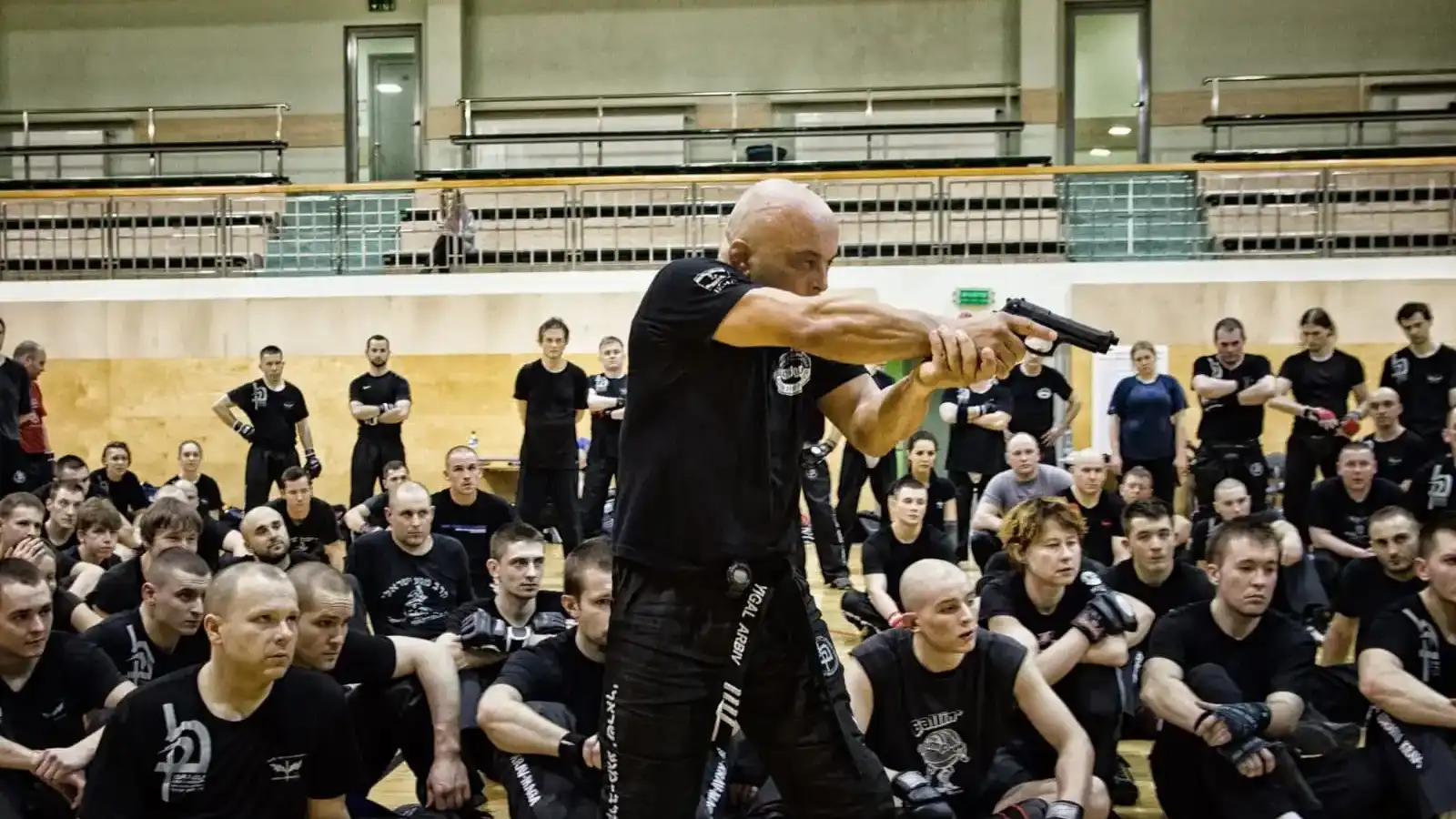 אוכלוסיות ייעודיות / כוחות ביטחון