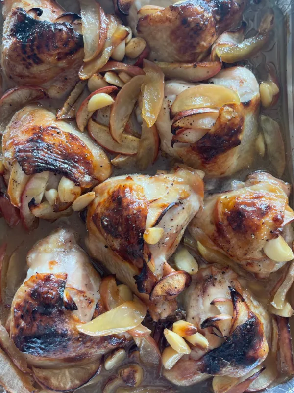 Apply honey chicken thighs (6 pieces)