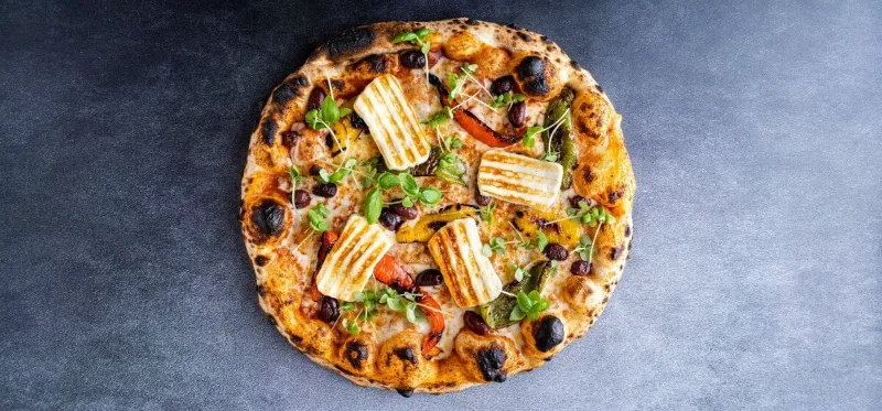 פיצה בלקנית אישית