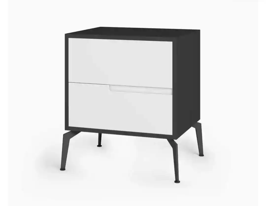 שידה לבנה עם מסגרת שחורה