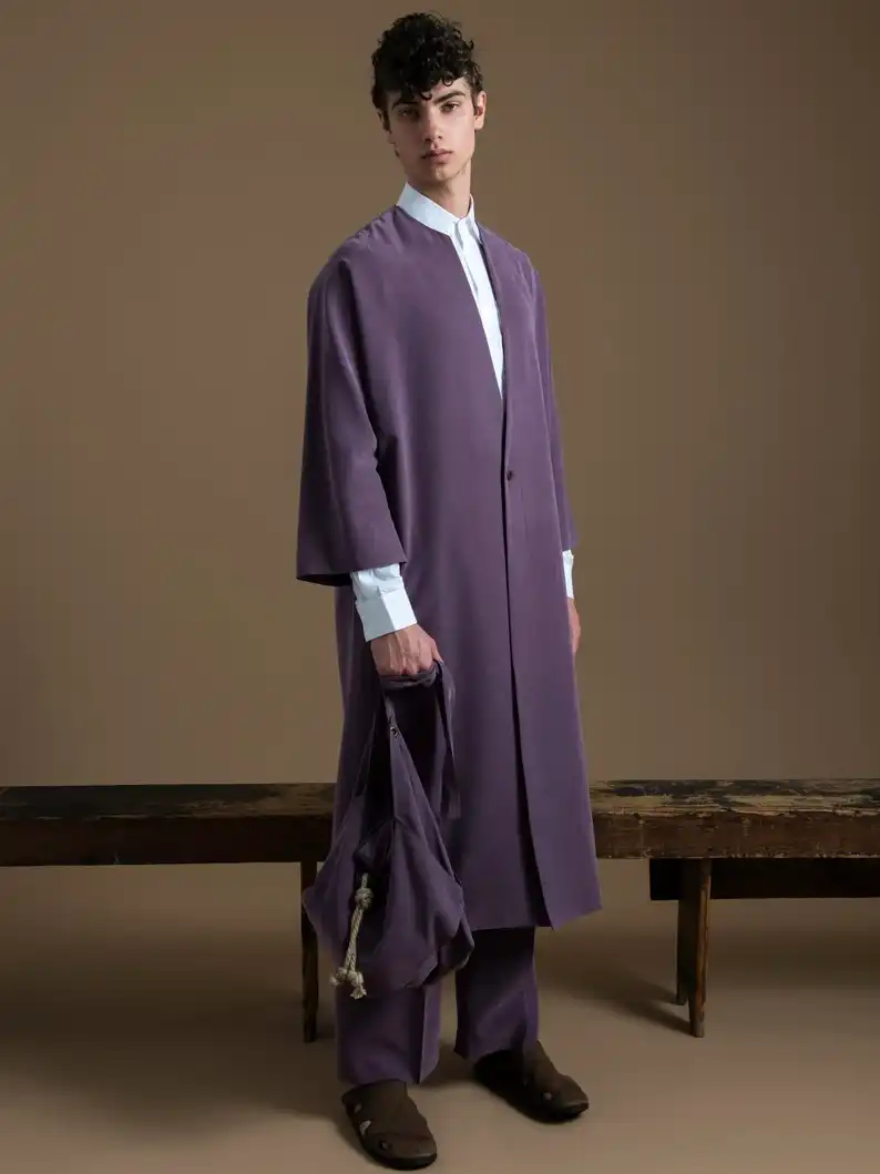 מעיל קימונו מקופרו לגברים: ז’קט אוברסייז בעיצוב יפני מינימליסטי