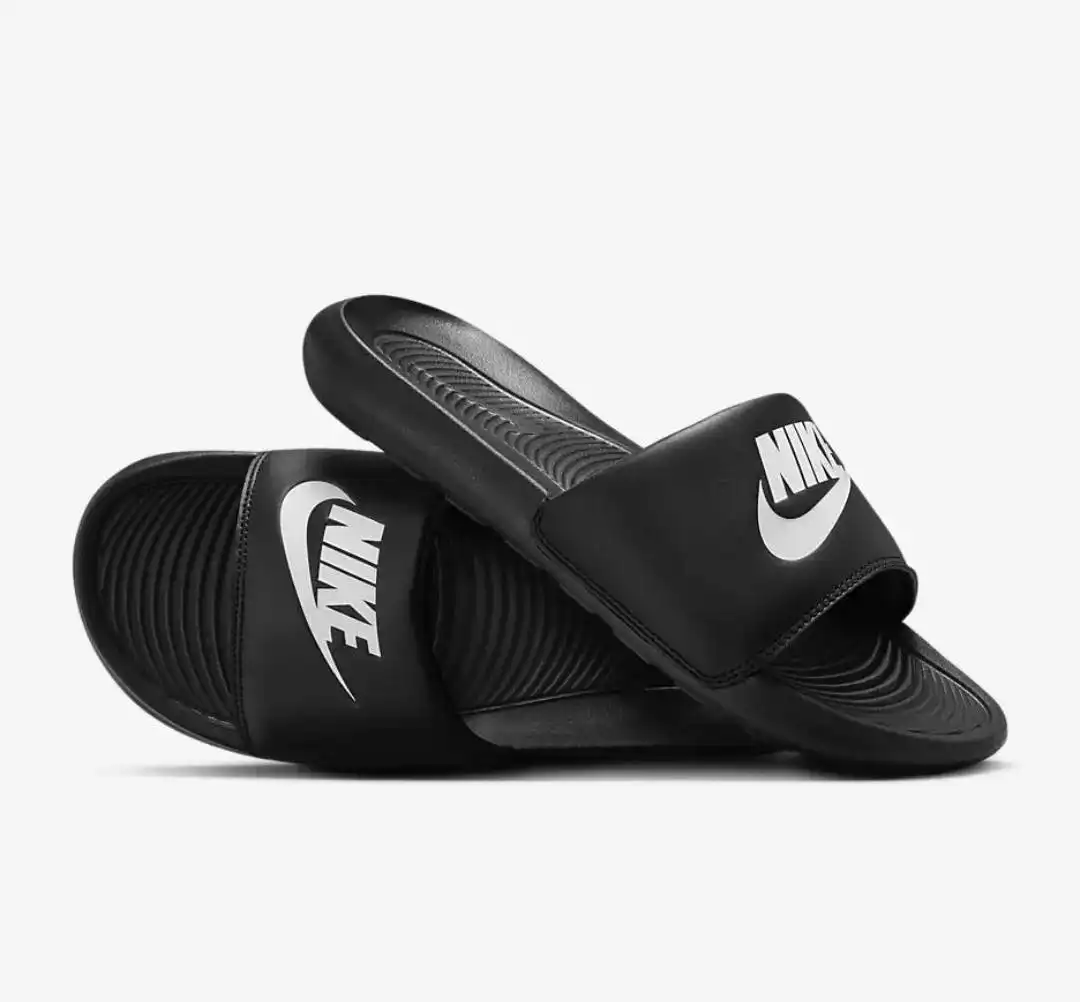 כפכף נייק שחור