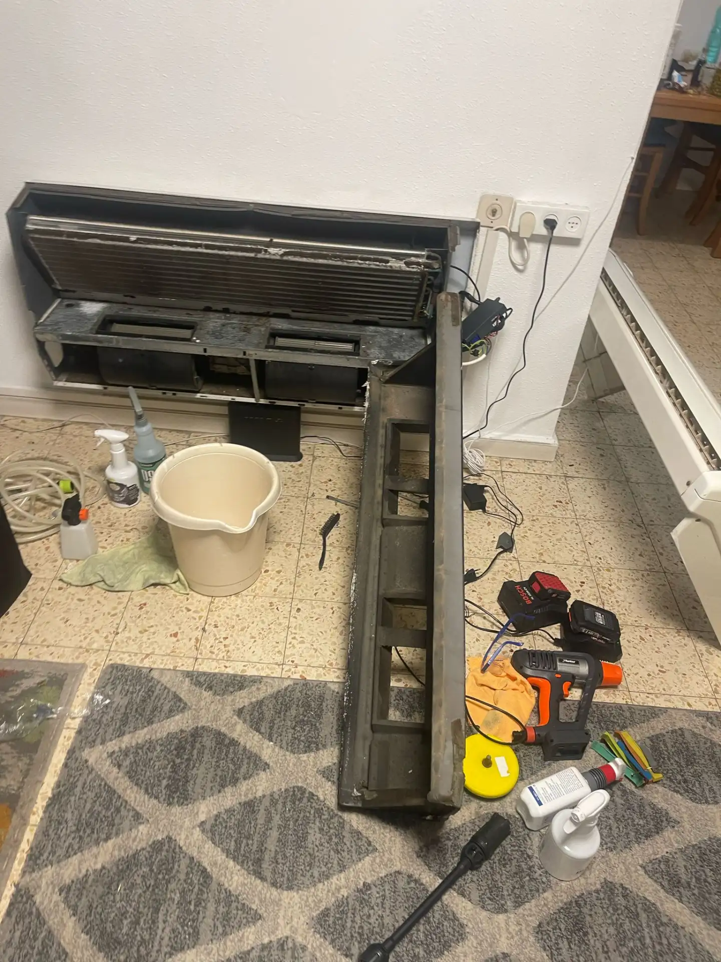 ניקוי וחיטוי מזגנים