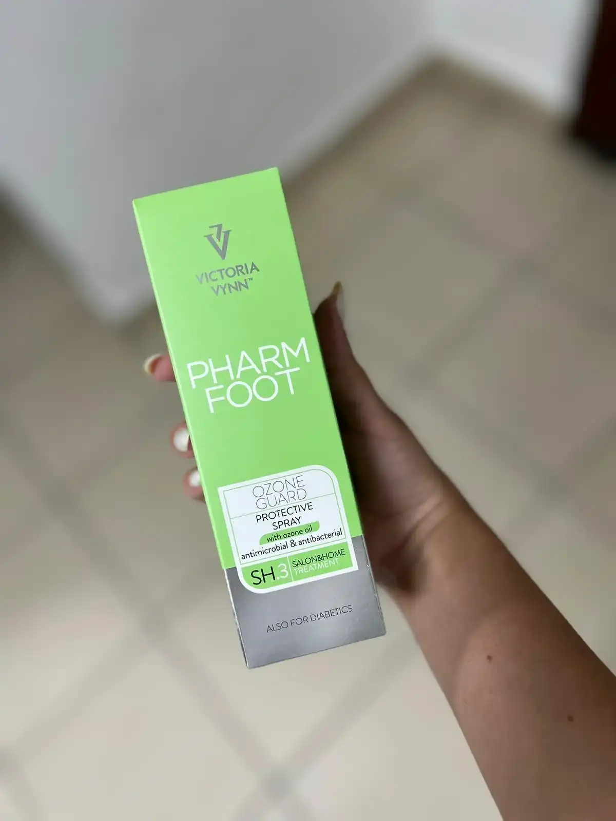 ספריי הגנה לרגליים עם שמן אוזון