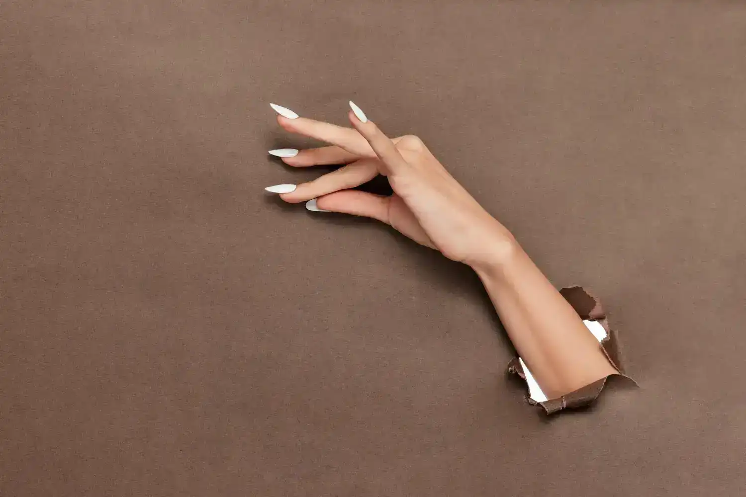 היתרונות של מילוי ציפורניים קבוע  בבאר שבע