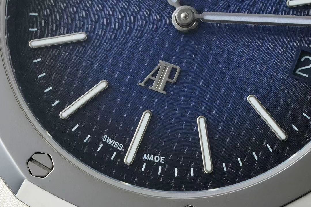 איך לזהות שעון יוקרה איכותי באמת