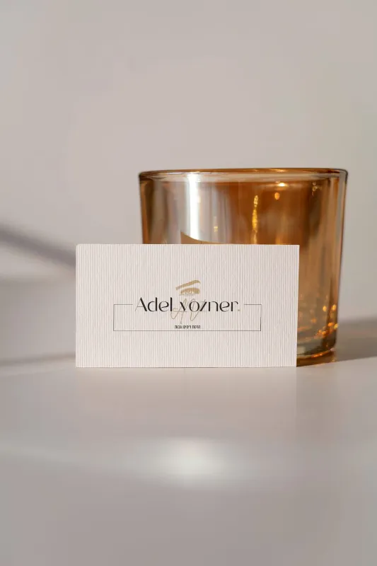 לוגו להרמת ריסים וגבות🫶