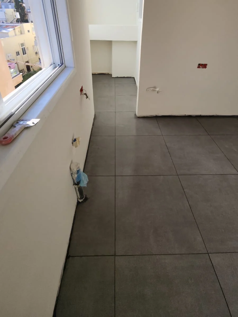 ריצוף וחיפוי קרמיקה 