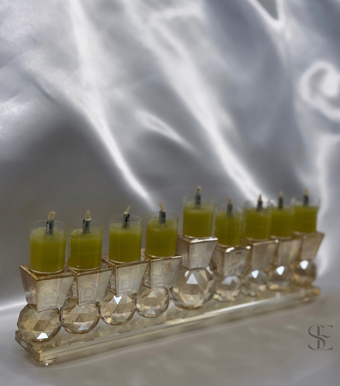 חנוכיית דגם גבריאל 