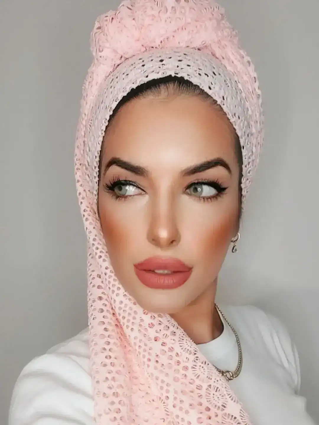 מטפחות תחרה 