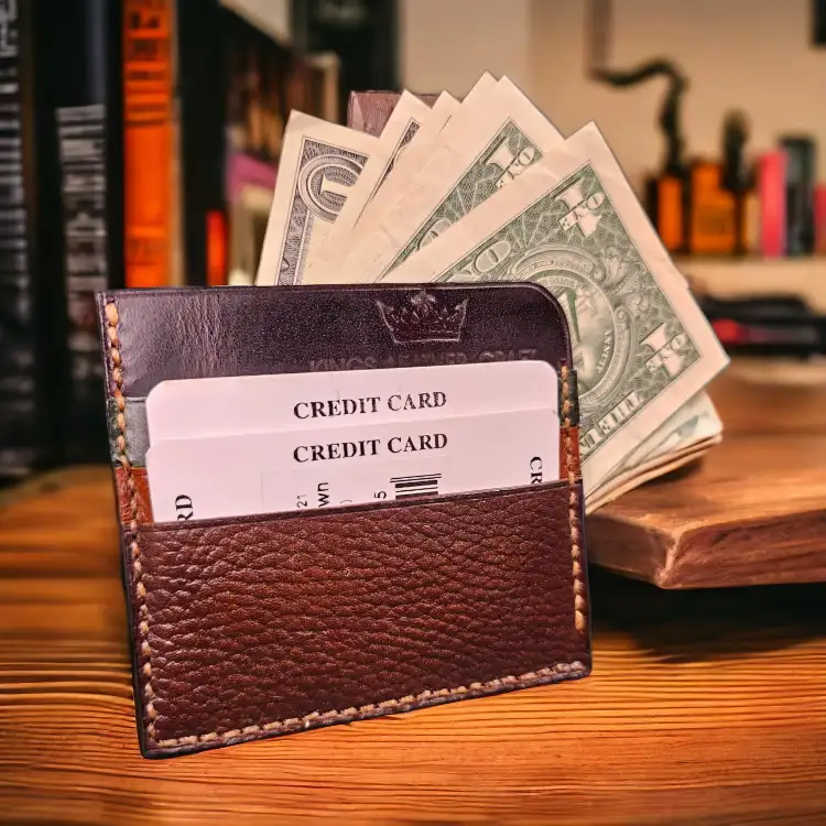 מחזיק כרטיסים 