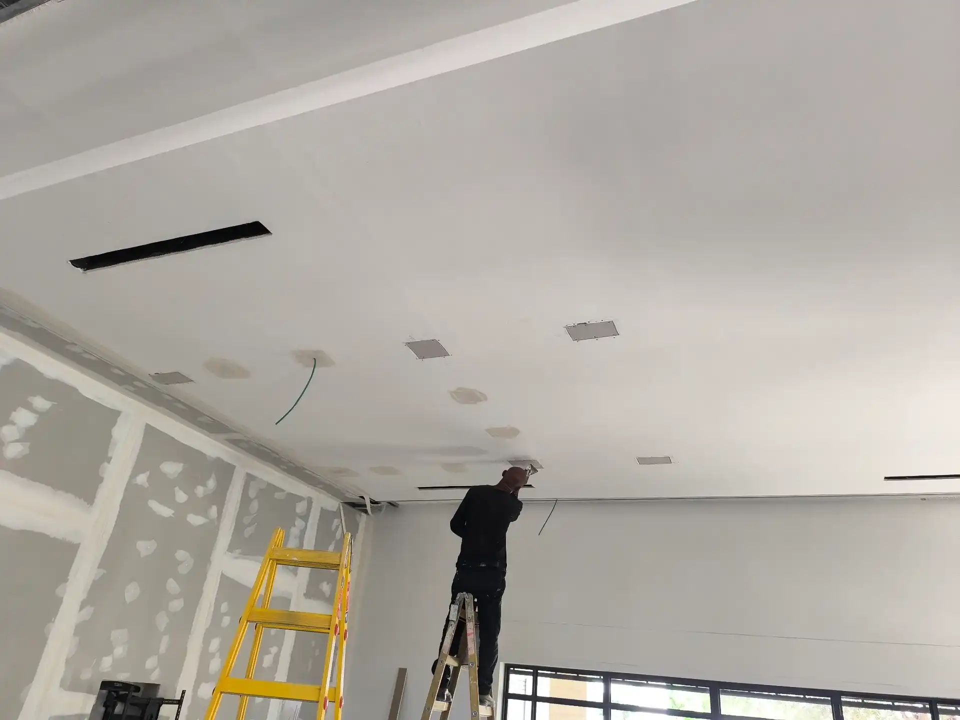 בניית קירות ותקרות גבס