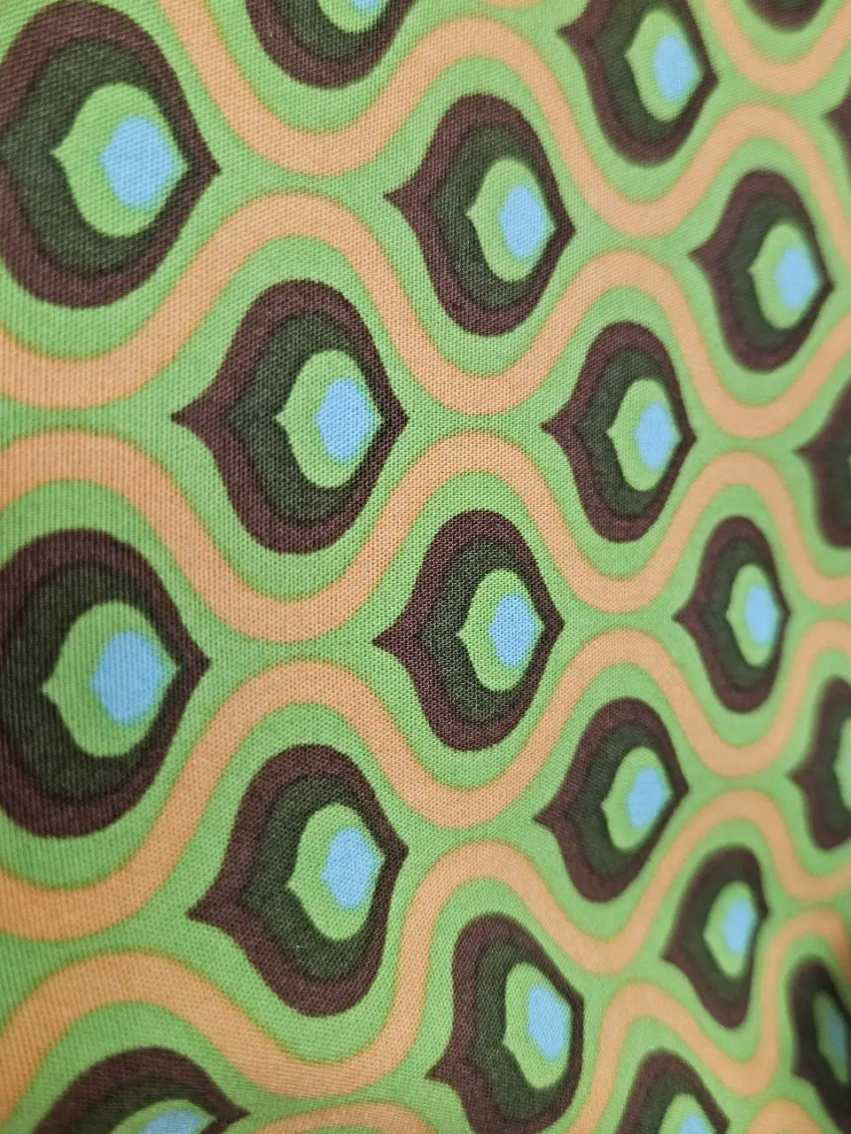 מבחר בדים במבצע