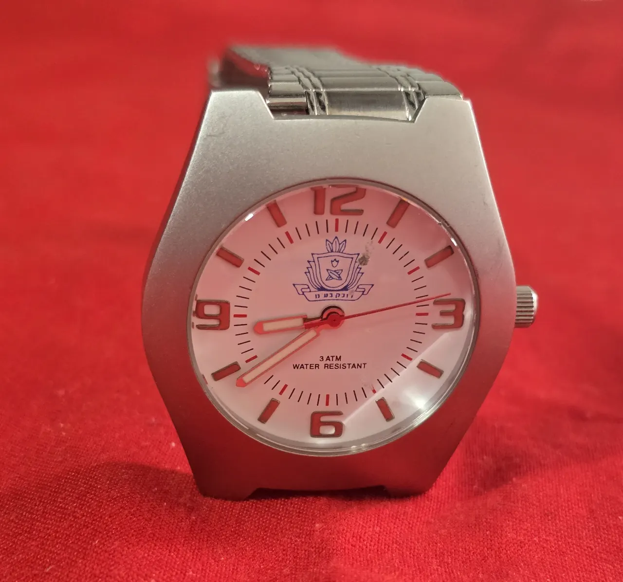 שעון יד של ח'ב אדי ADI פריט םרסומי לח'ב ...דובק בע'מ .....אספני שעונים או כל אחד שרוצה