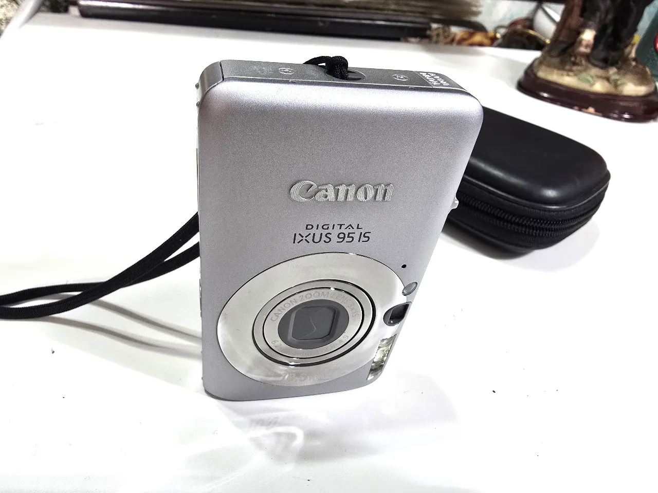 מצלמת קנון דגם IXUS 9515  מצלמה דיגיטלית