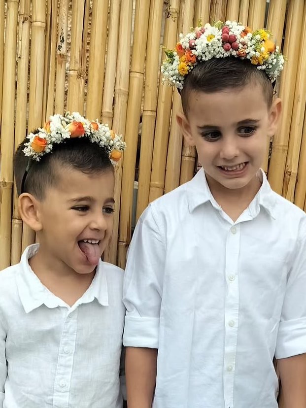 Boys bow